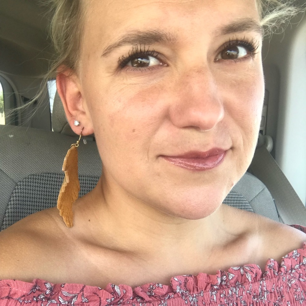 Meet your Posher, Amanda